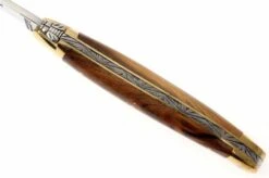 Forge De Laguiole - Natural Wood Folder, Pistachiowood -Famous Knife Shop LA1211PI 04 forge de laguiole vouwmes la1211pi d4