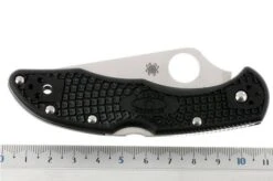 Spyderco Delica 4 C11PBK Saber Grind Pocket Knife -Famous Knife Shop SP C11PBK 06 spyderco c11pbk delica d6