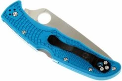 Spyderco Endura 4 Blue C10FPBL Pocket Knife 12 Spyderco Endura 4 Blue C10FPBL Pocket Knife -Famous Knife Shop SPC10FPBL 04 spyderco endura 4 blauw spc10fpbl d4