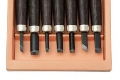 Yoshiharu H-7 Japanese Wood Carving Knives, Set Of 7 8 Yoshiharu H-7 Japanese Wood Carving Knives, Set Of 7 -Famous Knife Shop YSH 018 03 yoshiharu